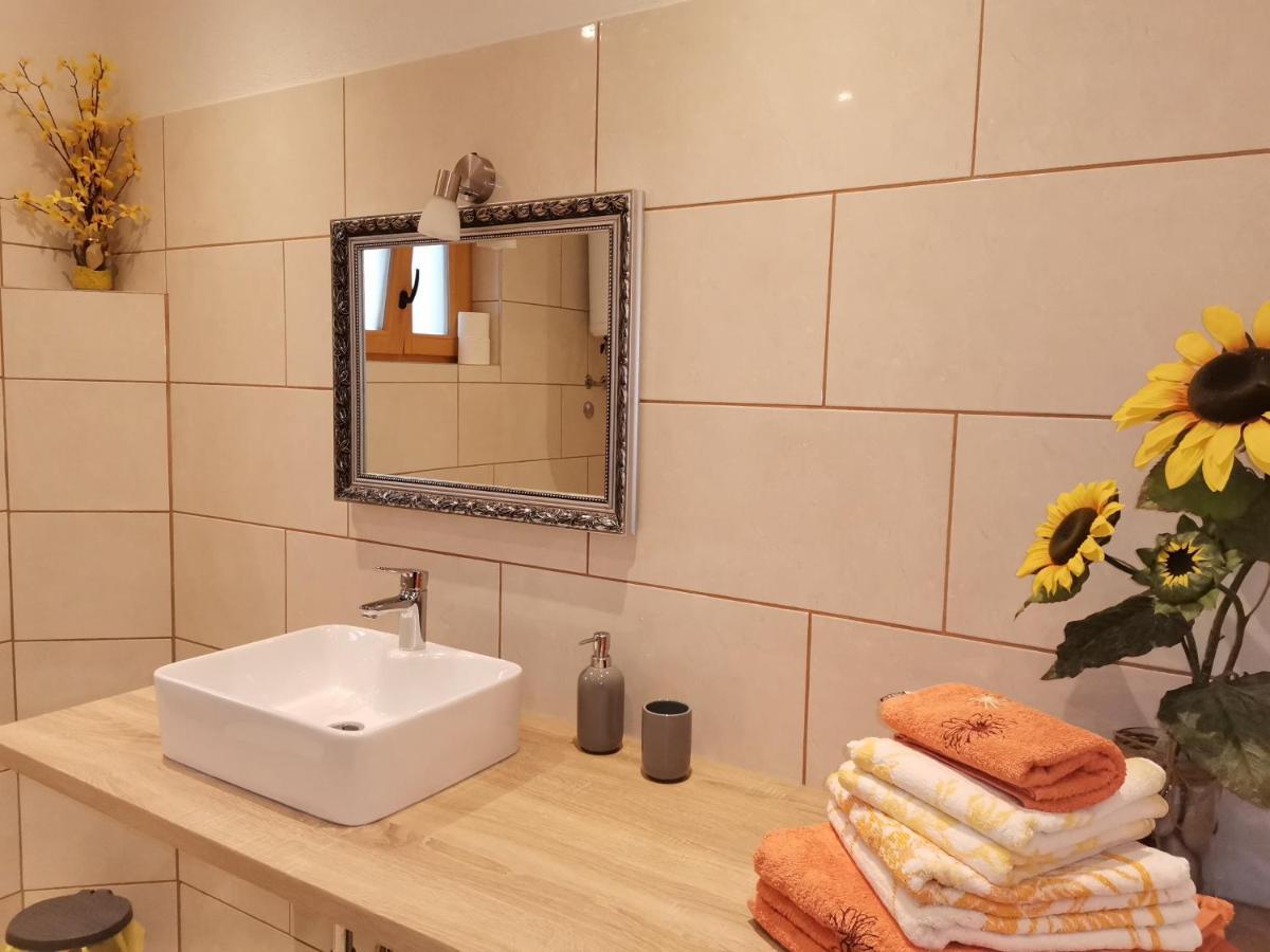 Apartment Sandra2 Ловран Экстерьер фото